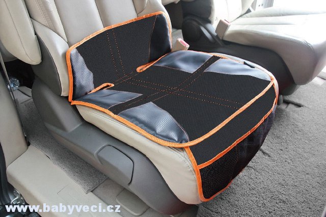 Ochranný potah na sedačky > varianta ochrana pod autosedačku