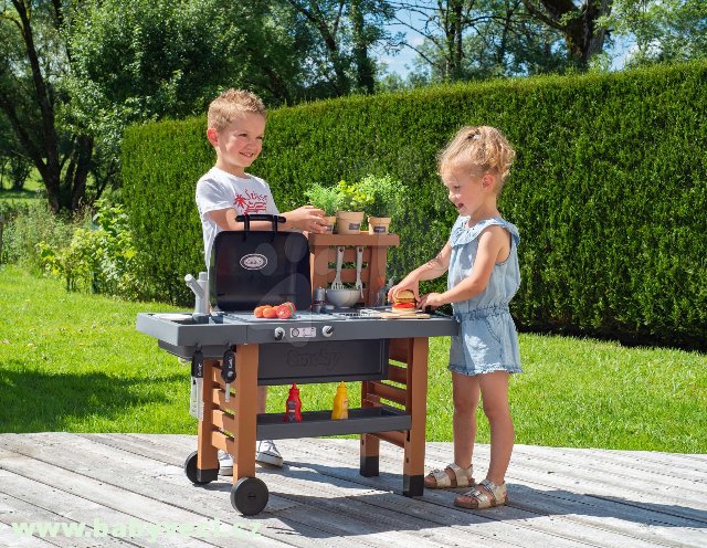 Gril dětský na zahradu s kuchyňkou Garden Kitchen Smoby výškově nastavitelný s tekoucí vodou > varianta grill tekoucí voda