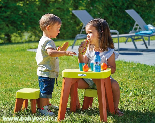 Stůl se dvěma židlemi Garden&Seasons Ecoiffier s potravinami 10 doplňků