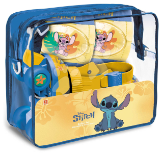Čtyř kolečkové brusle a chrániče Stitch v batůžku